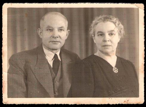Aloysius Macrander en Anna Smeets - 25 jarig huwelijk 1947-zw